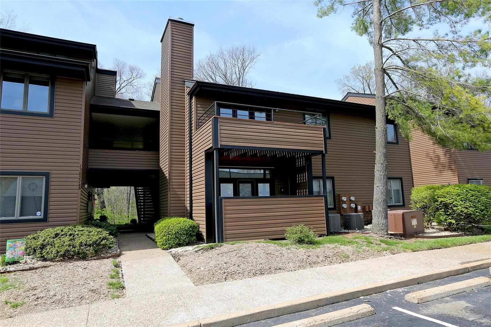 Property Photo:  13827 Amiot Drive C  MO 63146 
