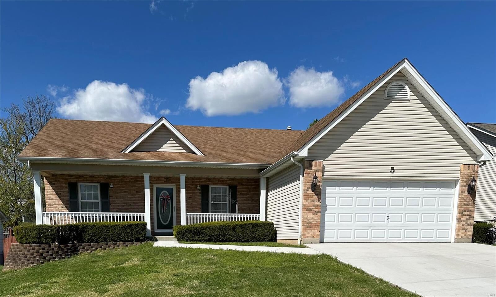 Property Photo:  5 Winding Oaks Circle  MO 63366 