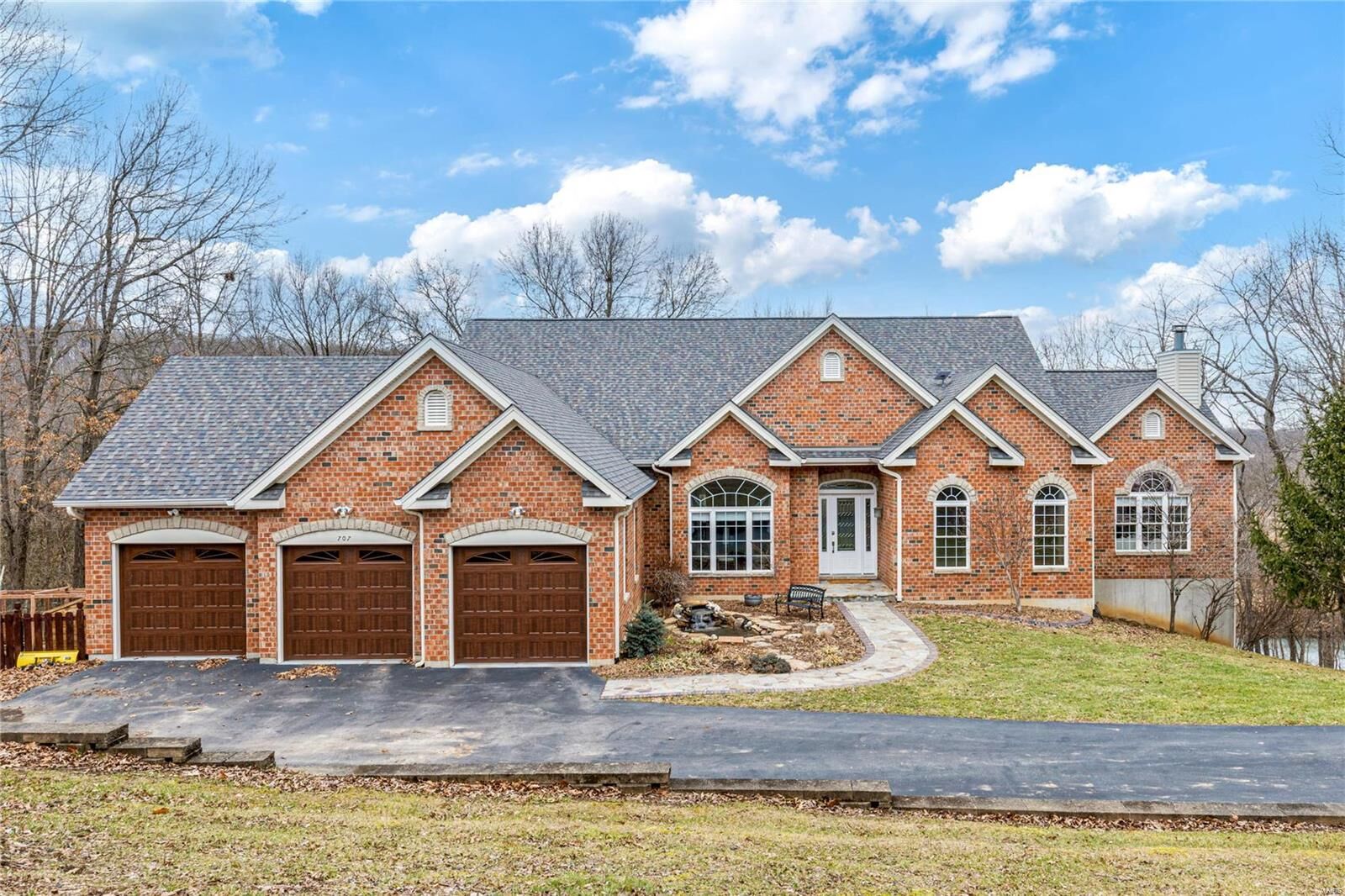 Property Photo: 707 Timber Ridge Acre Drive MO 63049