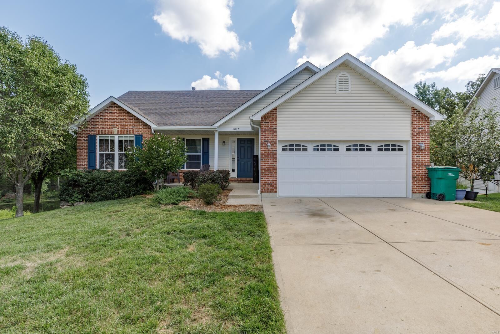 Property Photo: 5017 Hampton Drive MO 63050