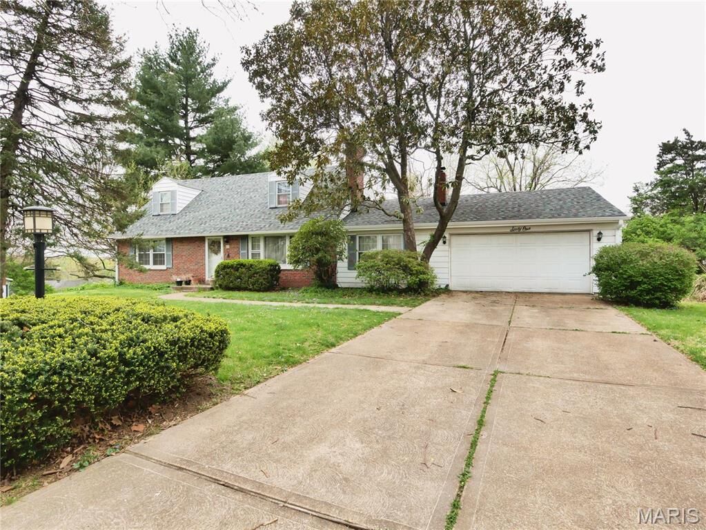 Property Photo: 61 Dames Court MO 63135