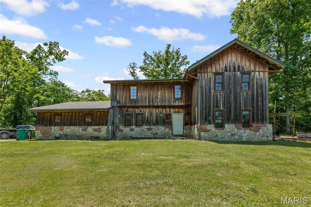 Property Photo:  5423 Saxtown Road  IL 62260 