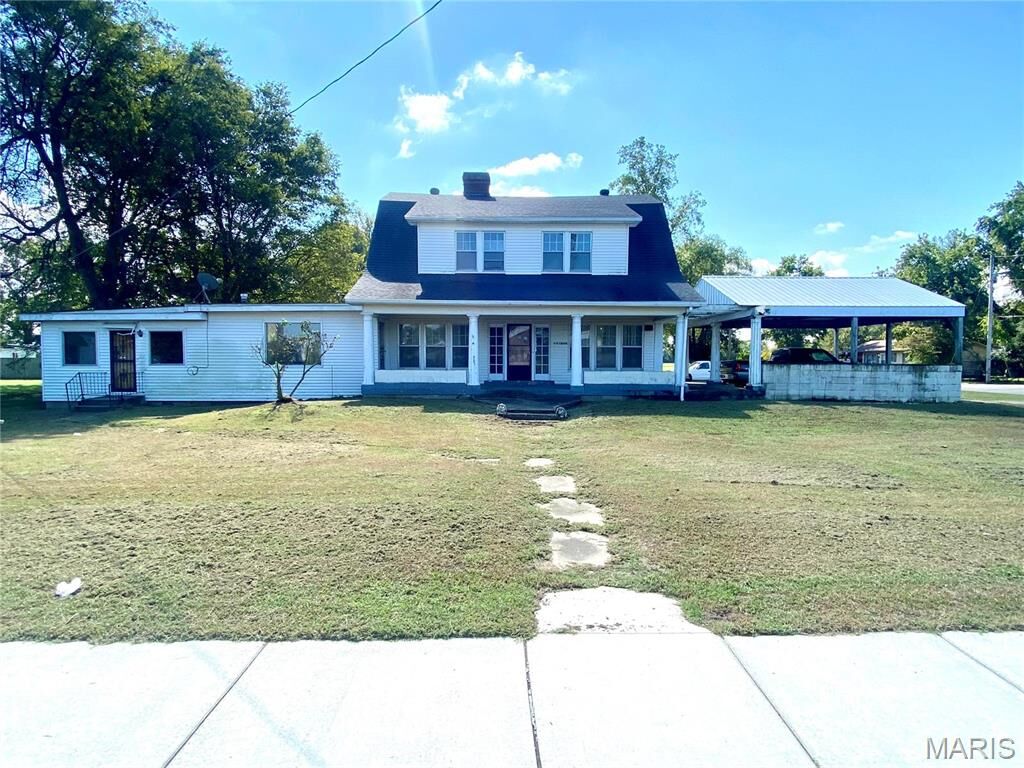 Property Photo: 101 E Cedar Street MO 63823