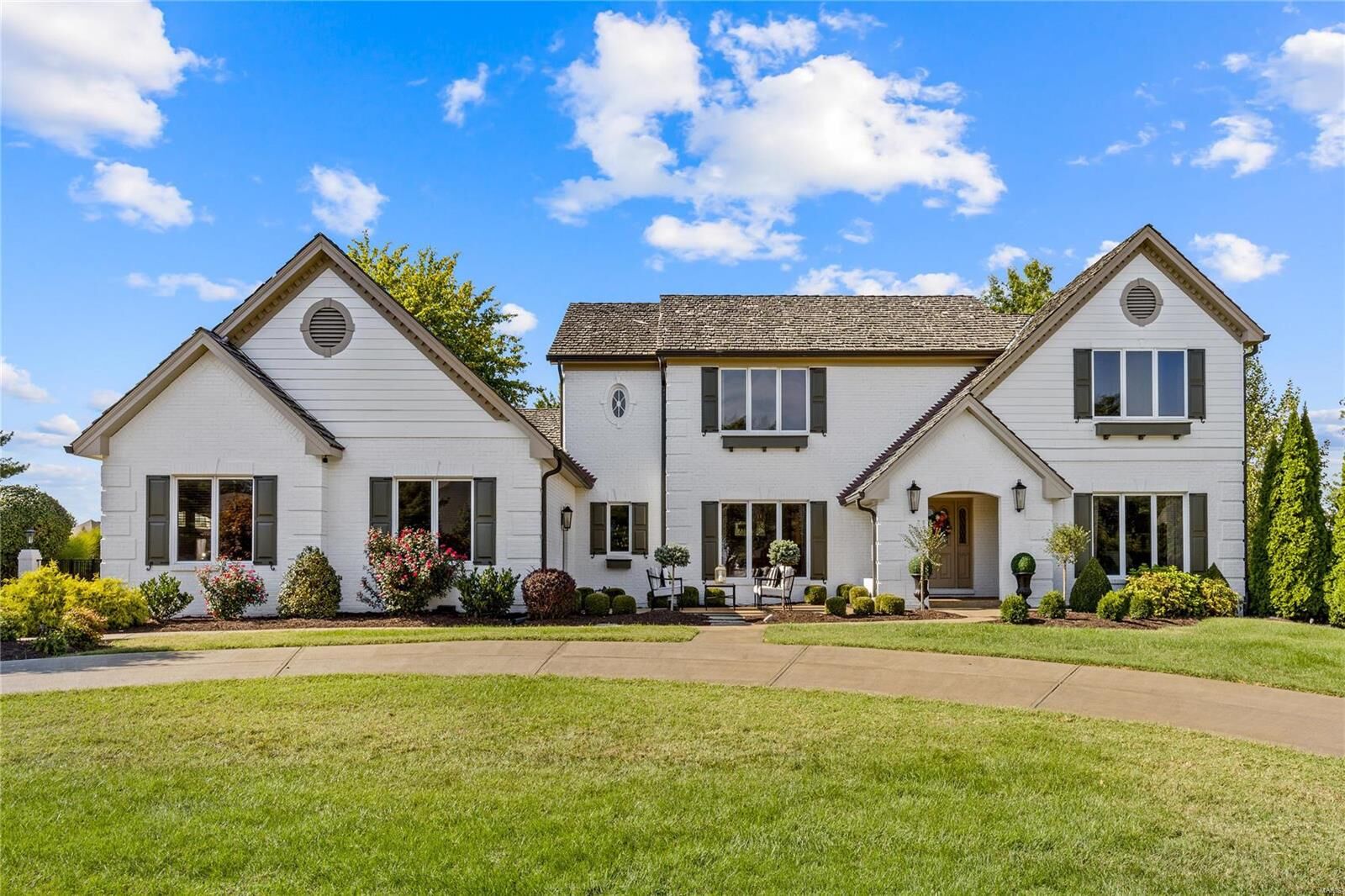 Property Photo: 70 W Meath Ring MO 63304