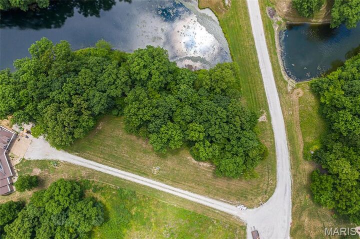 Property Photo: 10 Day Spring IL 62056