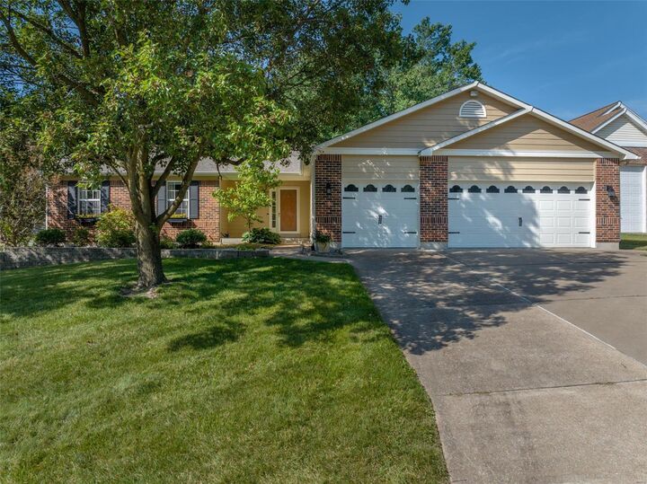 909 Carolyn Jean Drive  O'Fallon MO 63366 photo