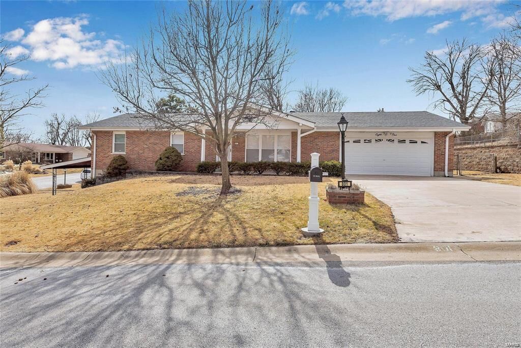Property Photo: 801 Clarence Drive MO 63301