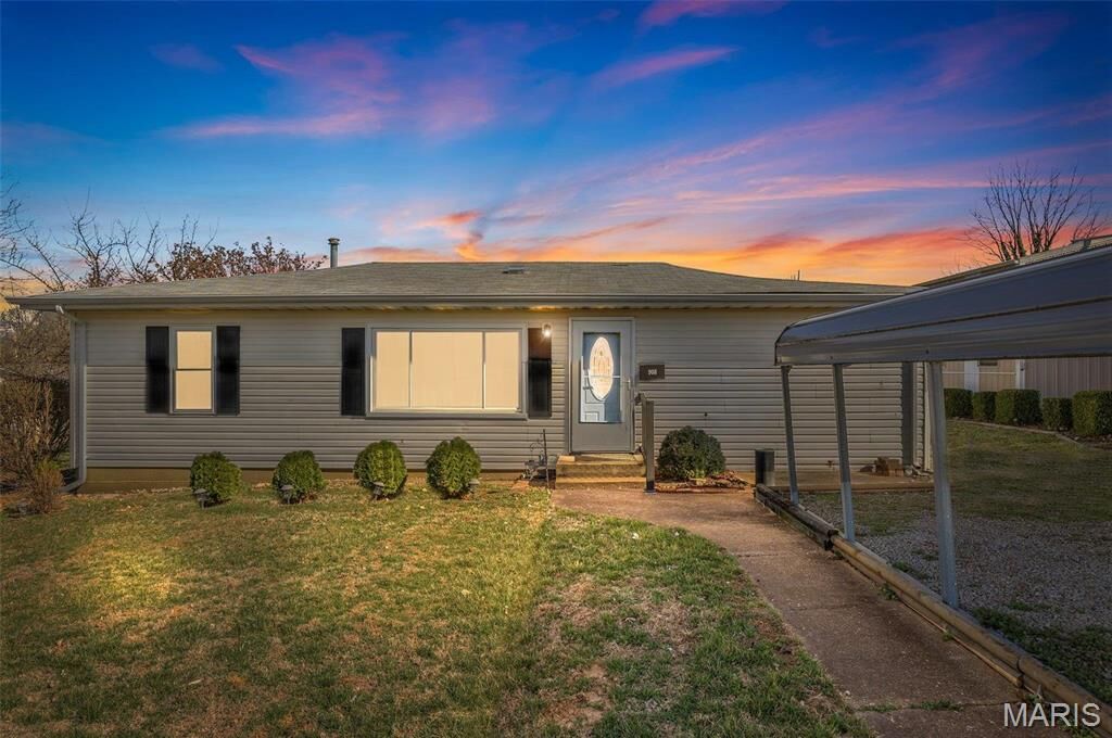 Property Photo: 908 N Grant MO 63601
