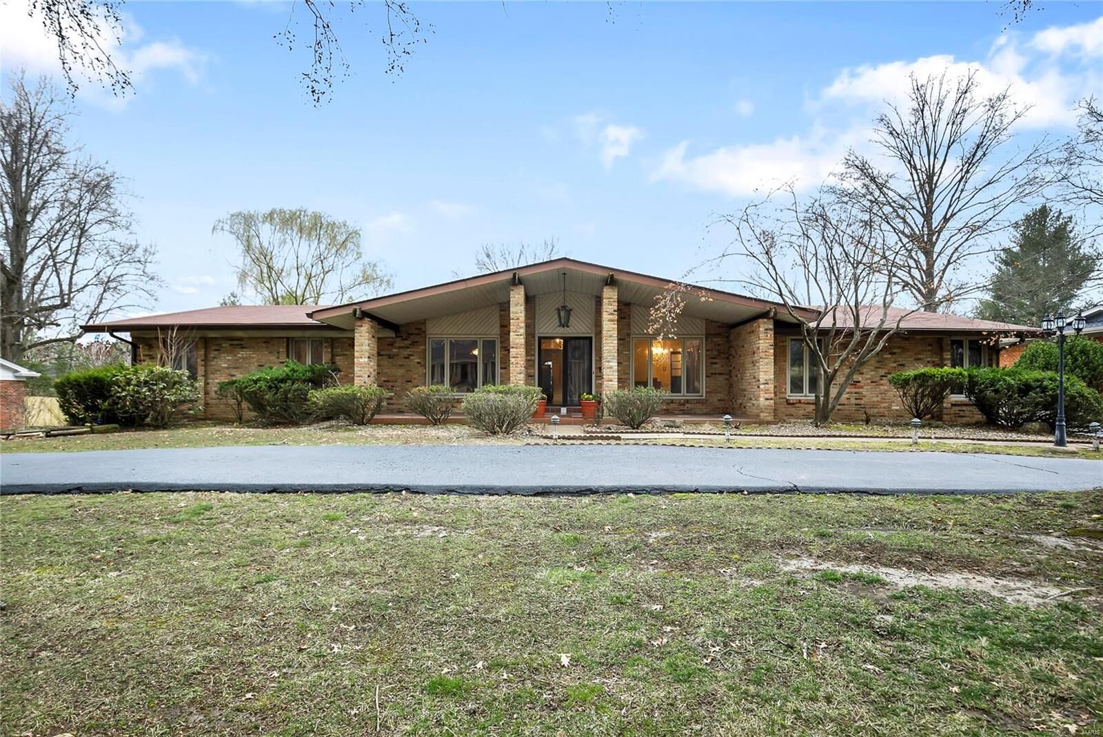 Property Photo: 14032 Cross Trails Drive MO 63017
