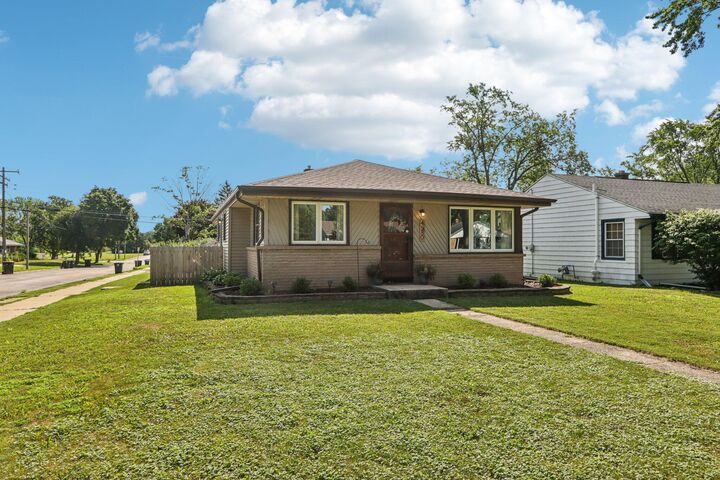 Property Photo:  4580 N 101st St  WI 53225 