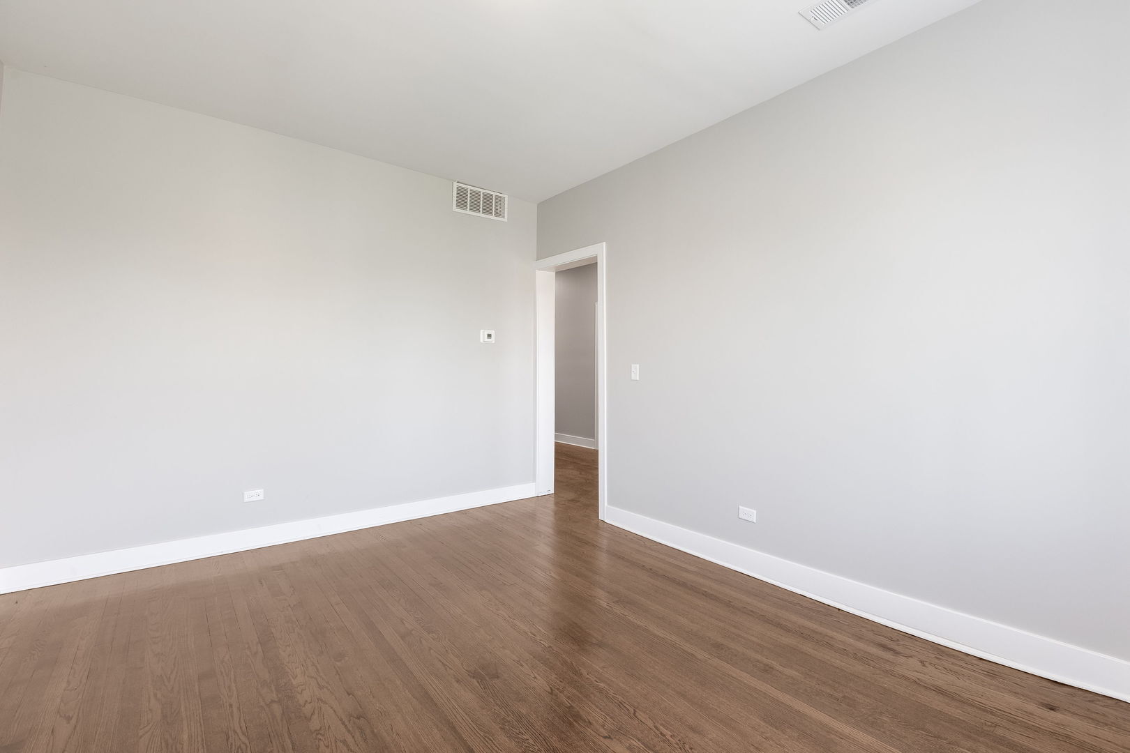 Property Photo: 7753 S Morgan Street 3 IL 60620