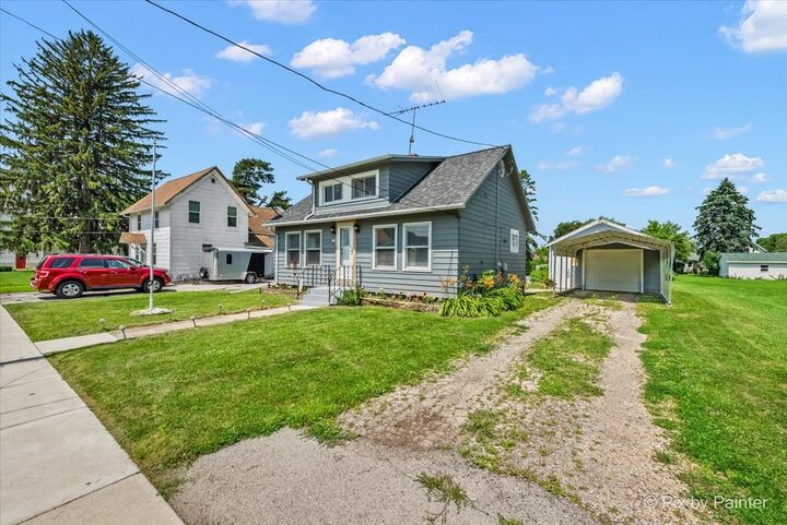 Property Photo: 335 E Ogden Street IL 61012