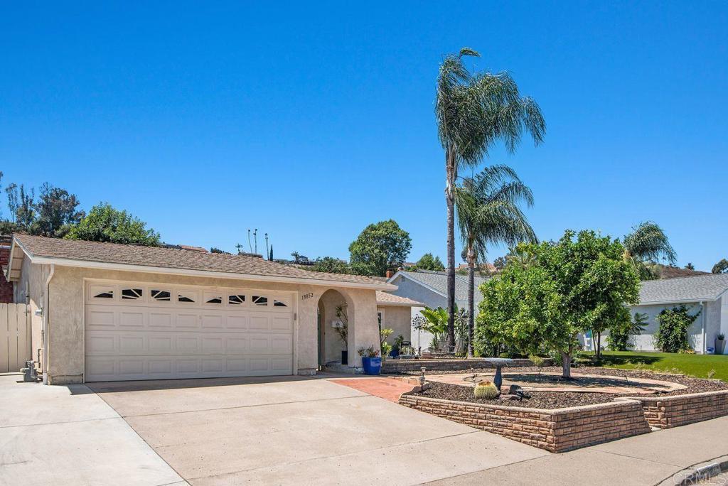 Property Photo:  13852 Olive Mill Way  CA 92064 