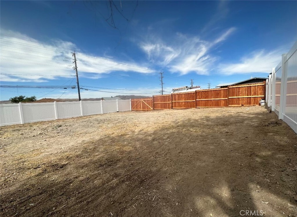 Property Photo: 220 S 2nd Avenue CA 92311