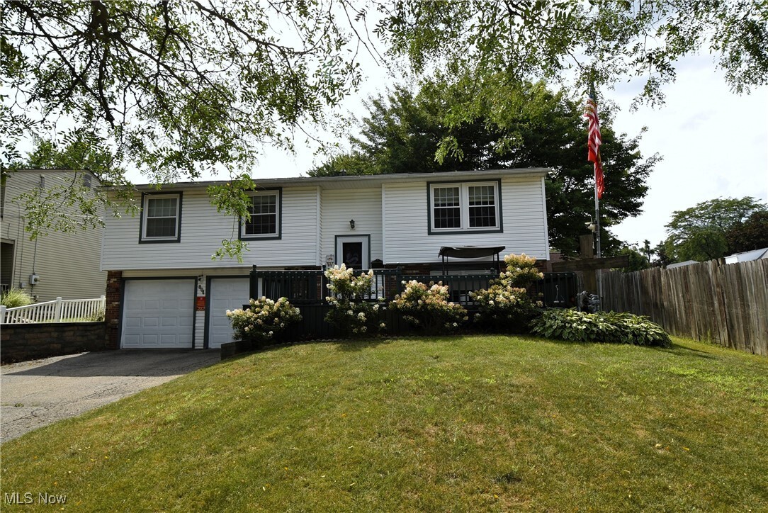Property Photo: 804 Texas Avenue OH 44437
