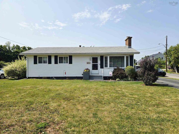 412 Brookside Avenue  New Glasgow NS B2H 3G1 photo