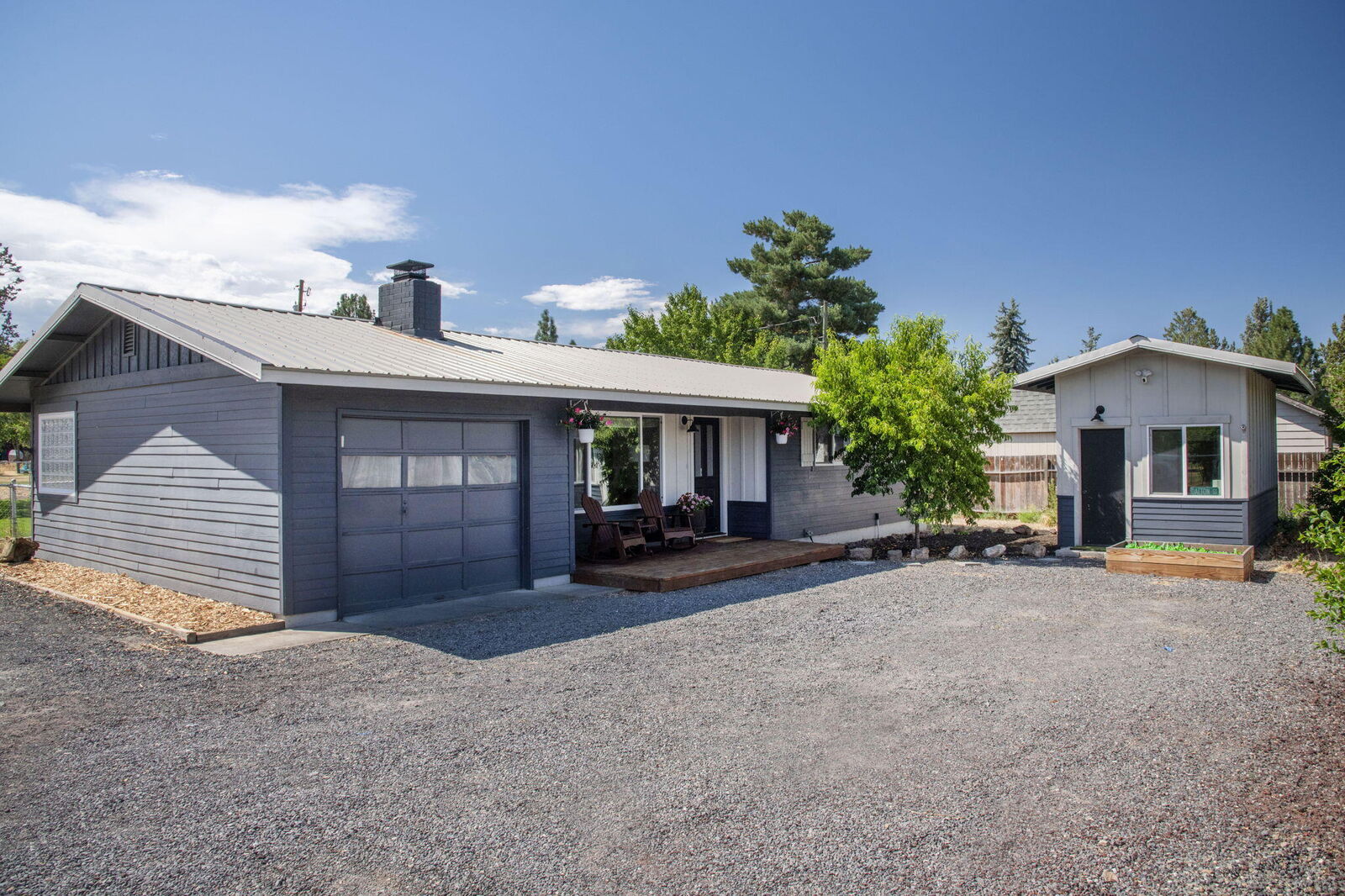 Property Photo: 2573 SW Xero Street OR 97756