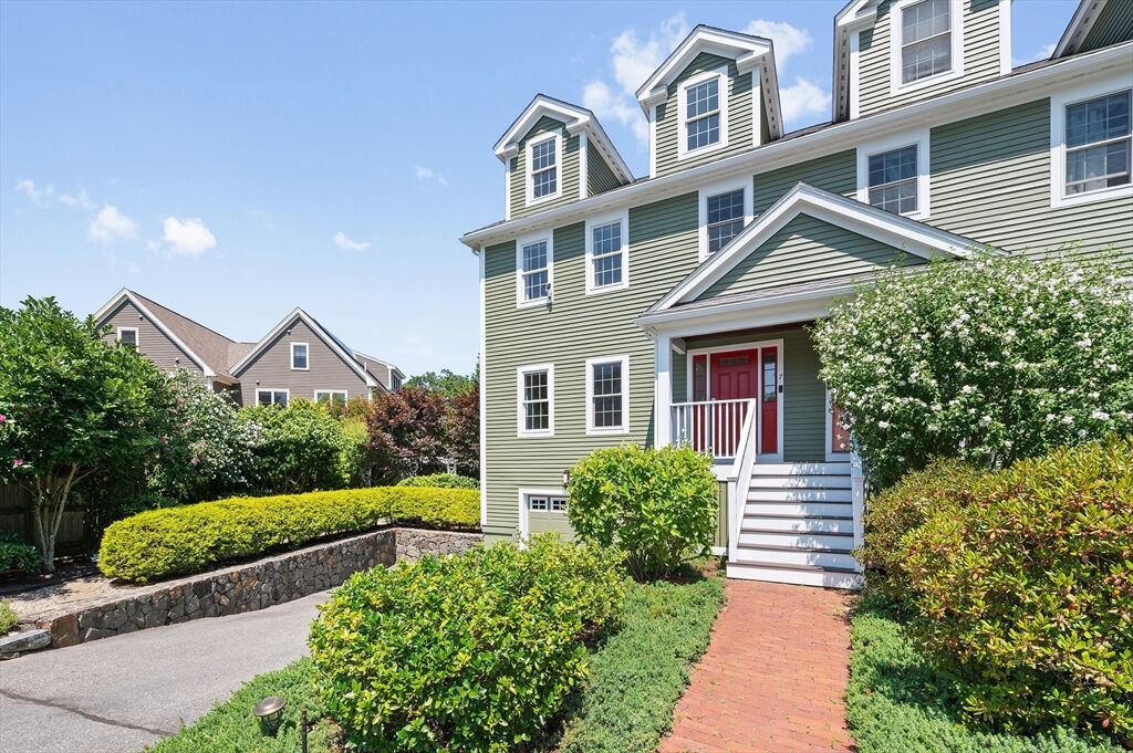 Property Photo: 7 Sherman Place 7 MA 01890