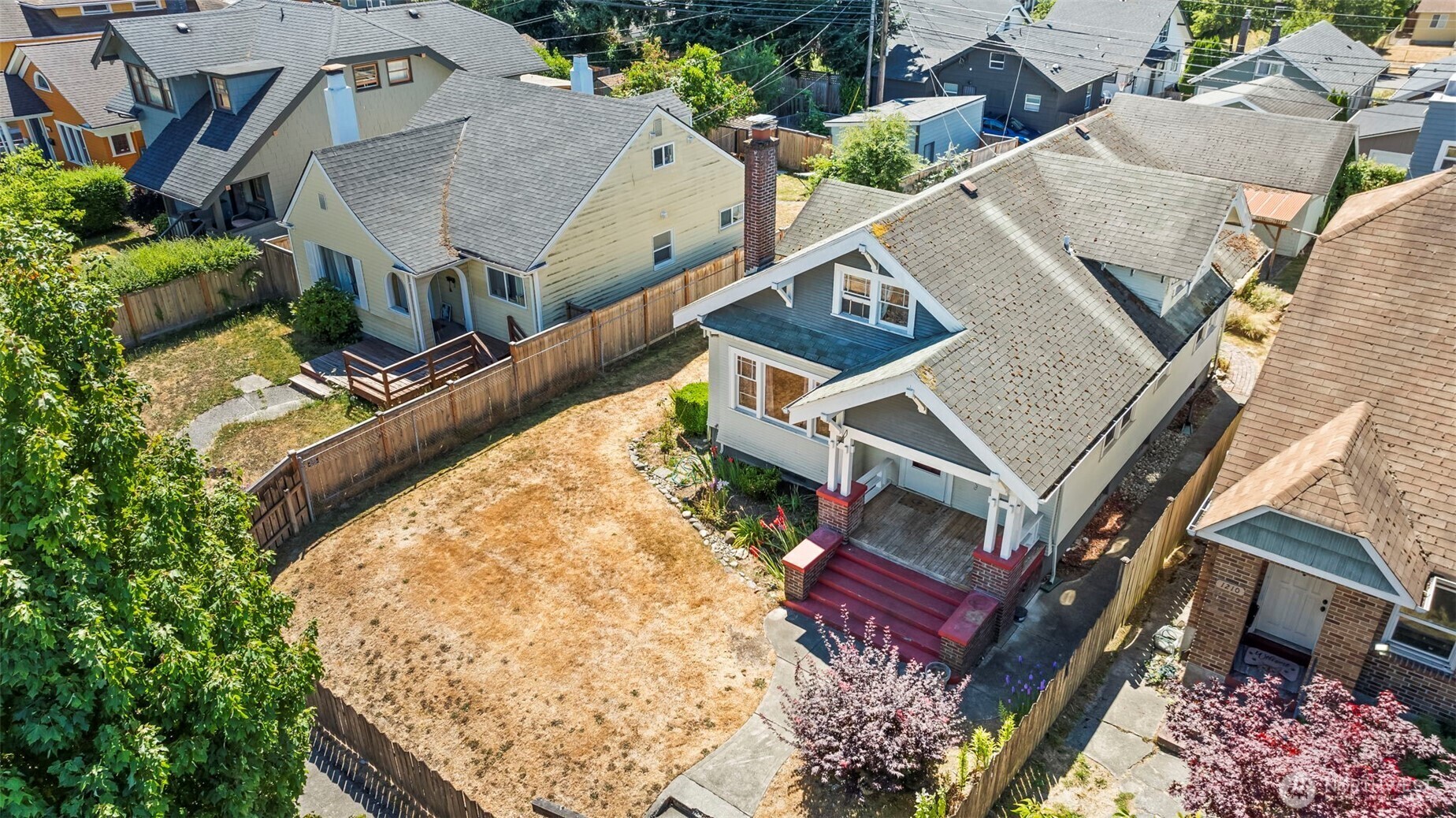 Property Photo: 1212 S Grant Avenue WA 98405