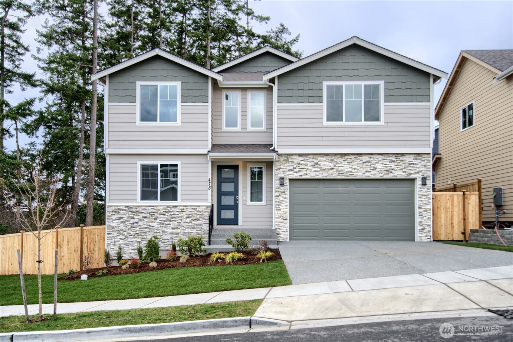 565 SW Fairway Drive  Oak Harbor WA 98277 photo
