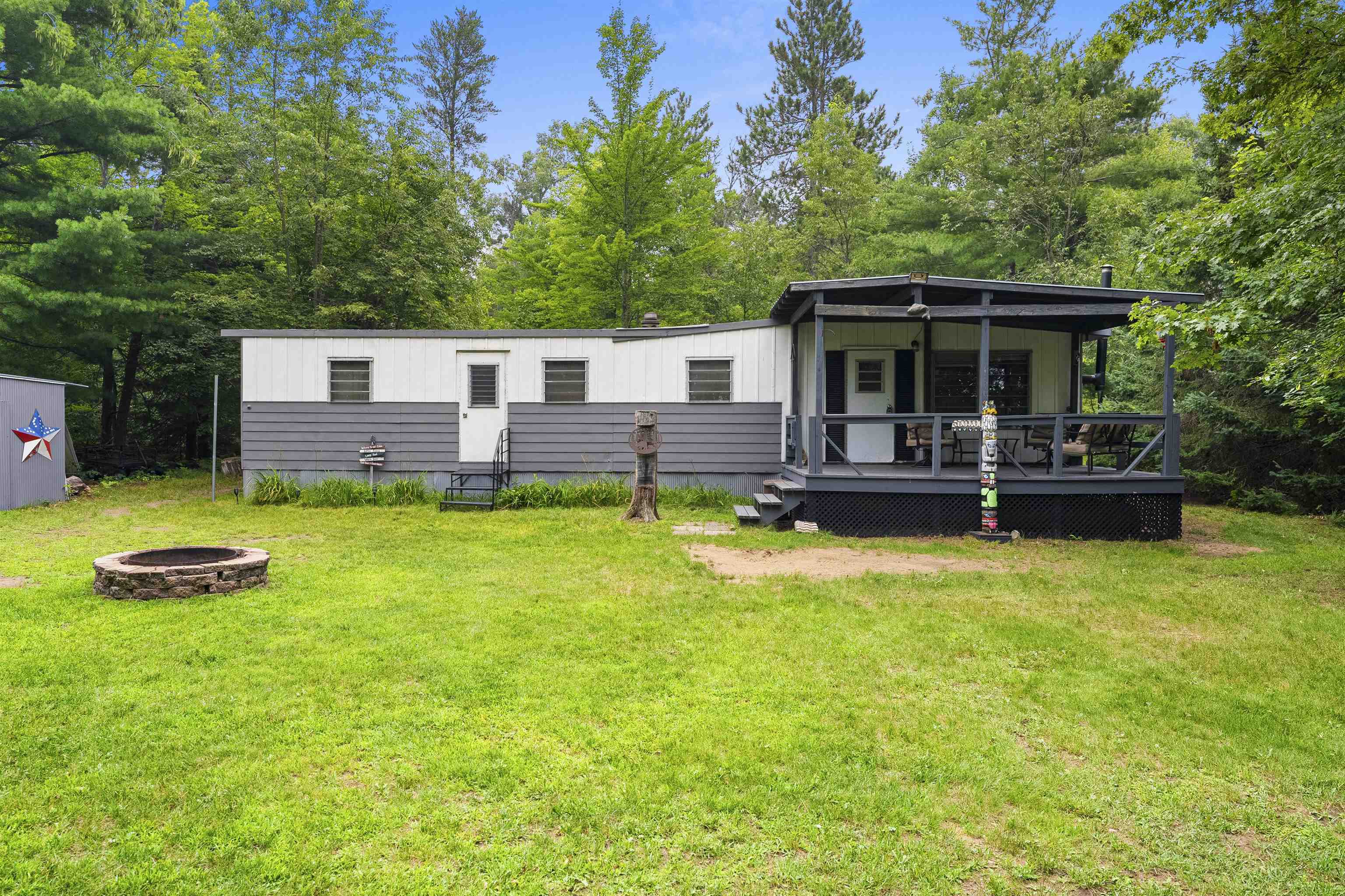 Property Photo: N6692 S 3rd Street WI 54114