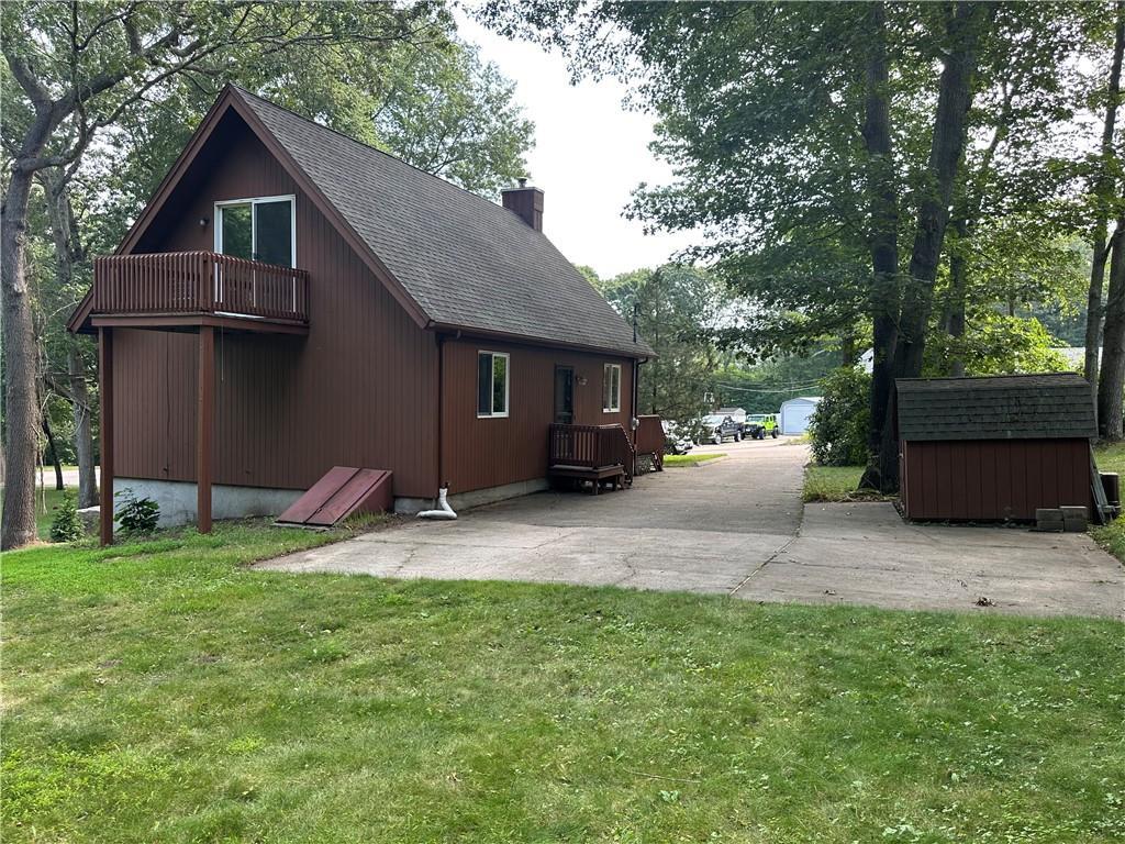 Property Photo:  3 Ledgewood Drive  RI 02891 