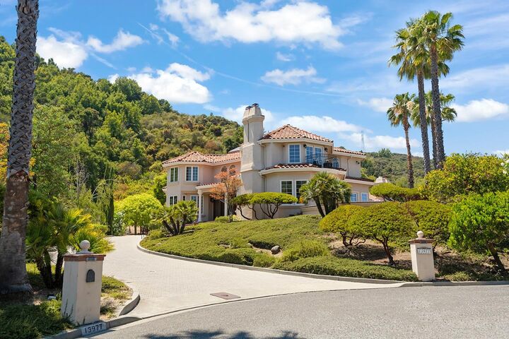 Property Photo: 13977 Albar Court CA 95070