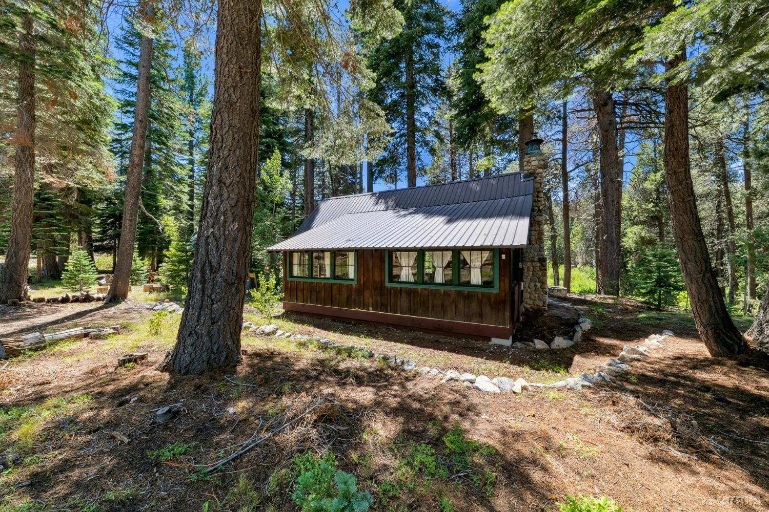 Property Photo: 2438 Rainbow Road CA 96150