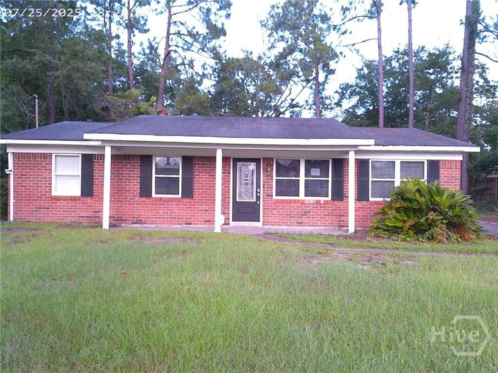 Property Photo: 989 Sunset Boulevard GA 31545