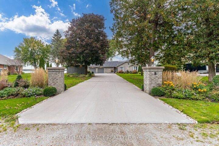 Property Photo: 8 Sylvan Court ON K0M 1A0