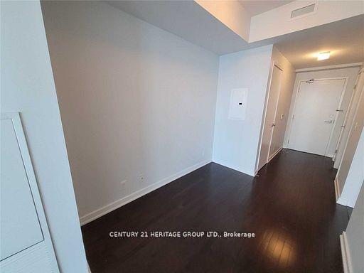 Property Photo:  14 York Street 6304  ON M5J 2Z2 