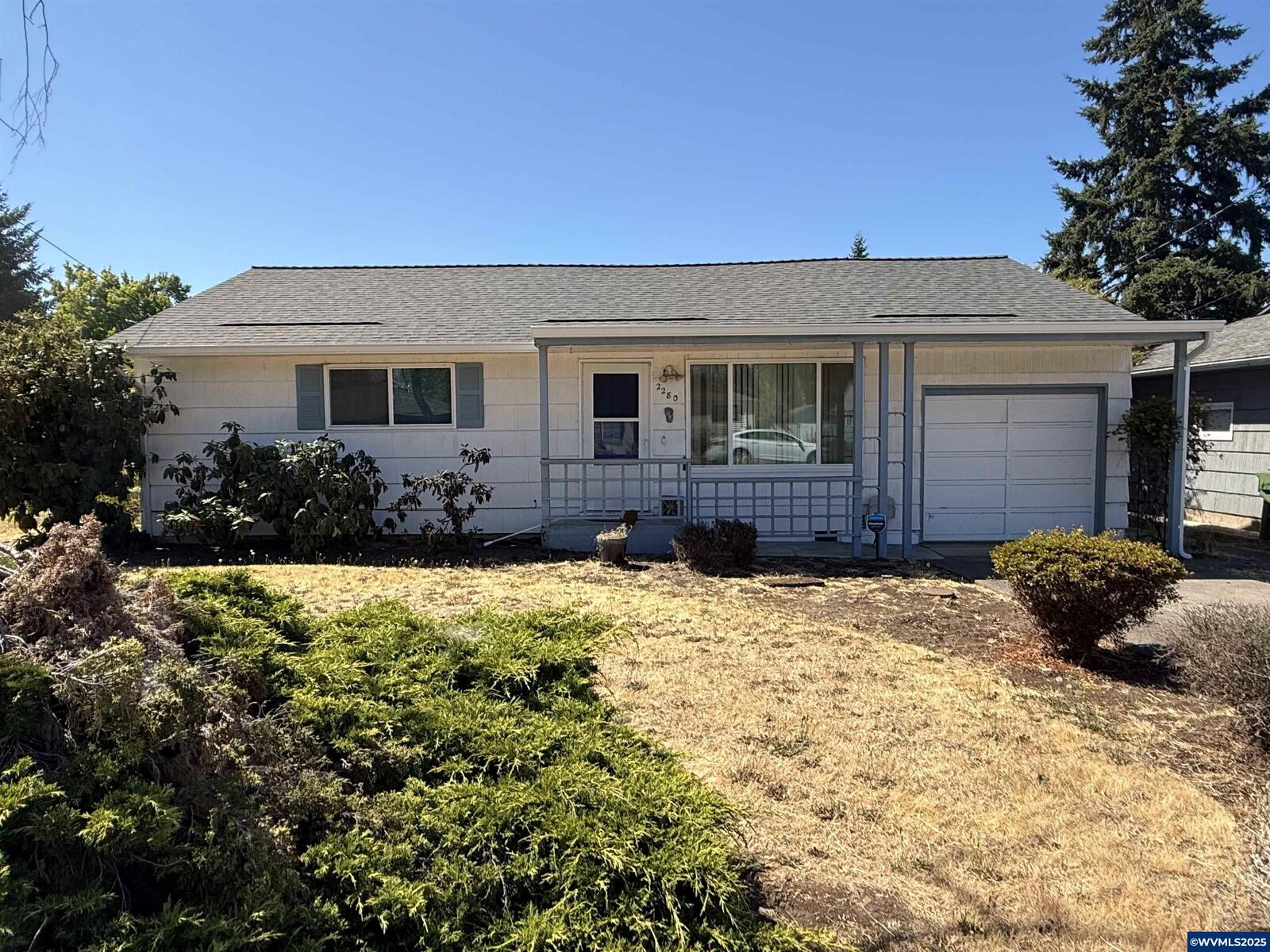 Property Photo:  2280 Electric St SE  OR 97032 