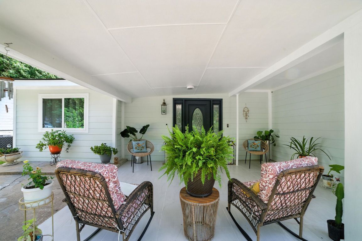 Property Photo: 3308 Bengston Street TX 78702