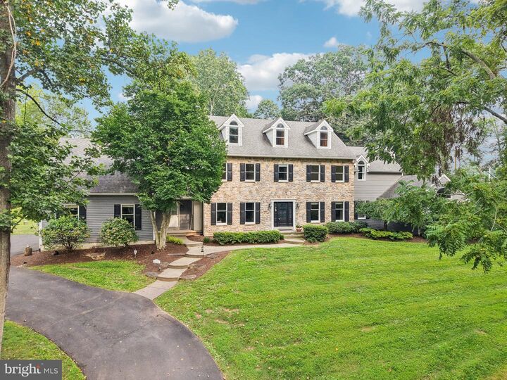 4033 Devonshire Drive  New Hope PA 18938 photo