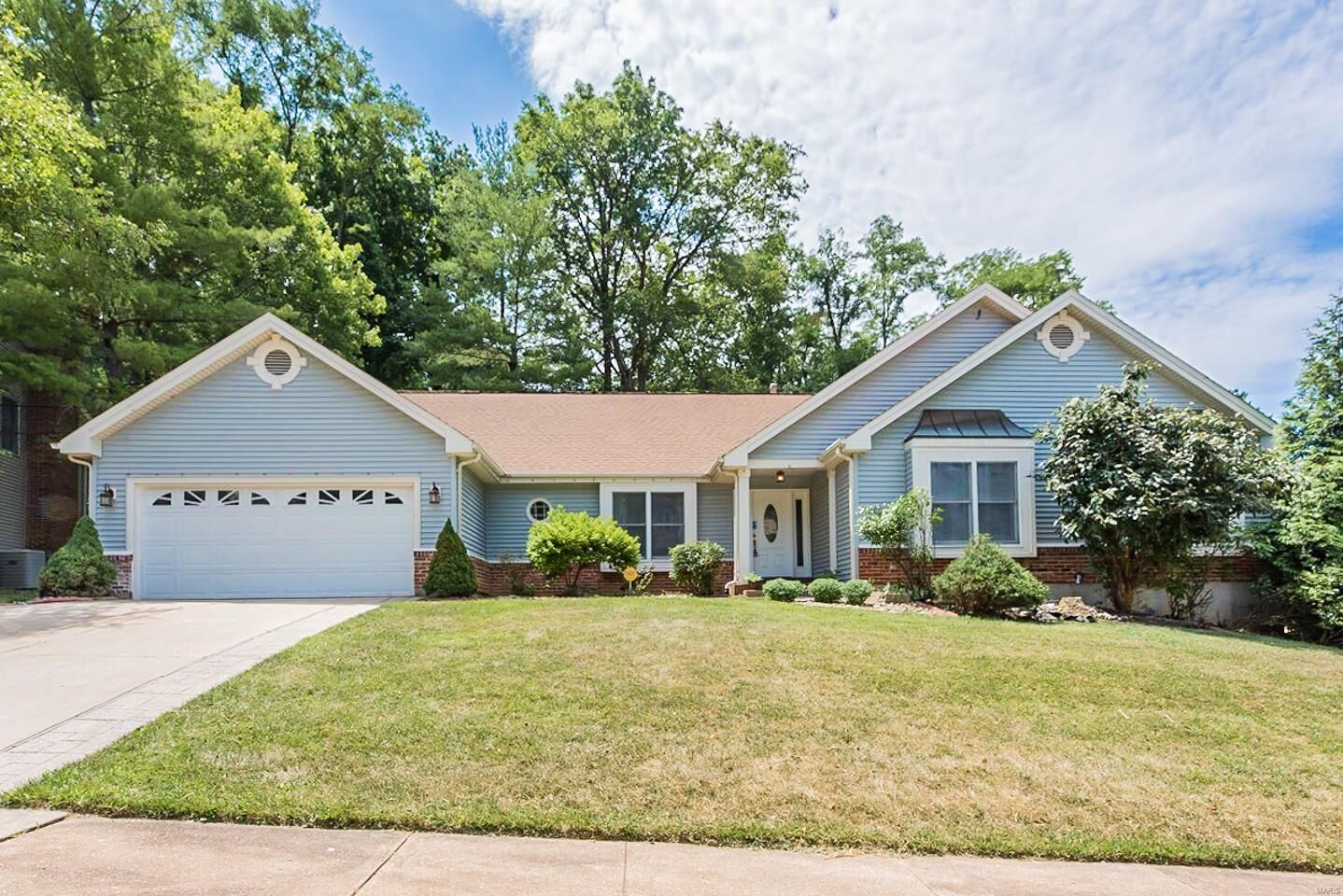 Property Photo:  1555 Timberlake Manor Parkway  MO 63017 