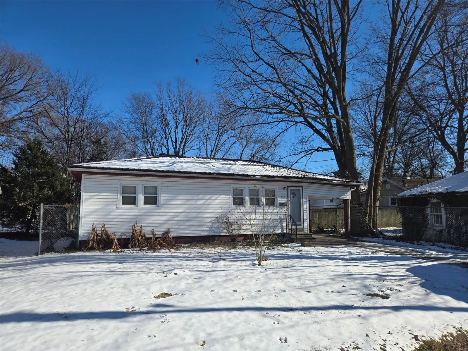 Property Photo:  214 S Missouri Street  MO 63703 