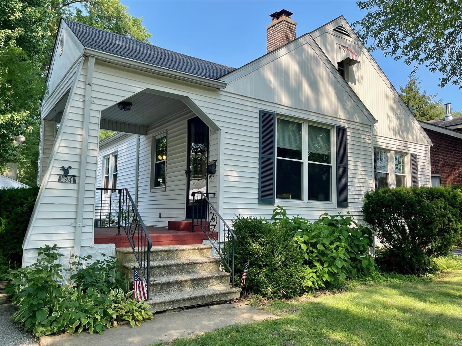 Property Photo:  624 S Virginia Avenue  IL 62220 