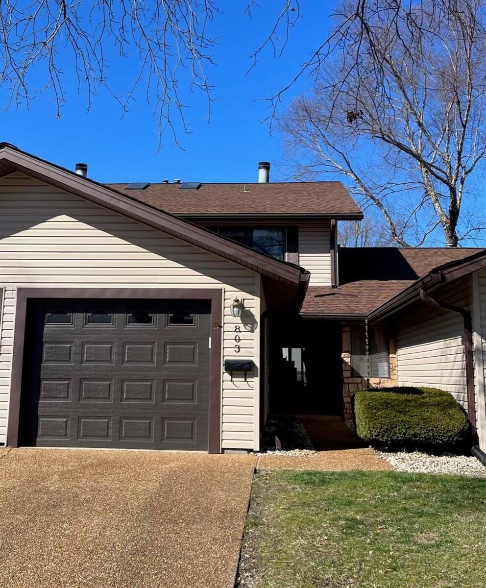Property Photo: 803 Westwood Road IL 62062