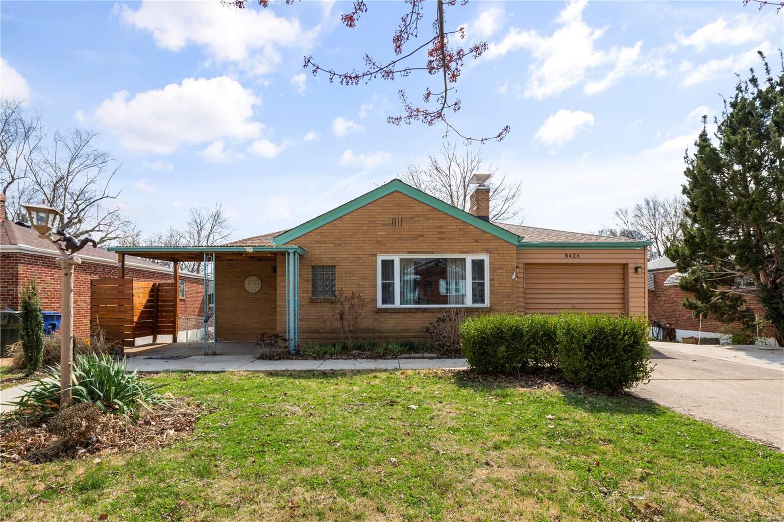 Property Photo:  5426 Winona Avenue  MO 63109 