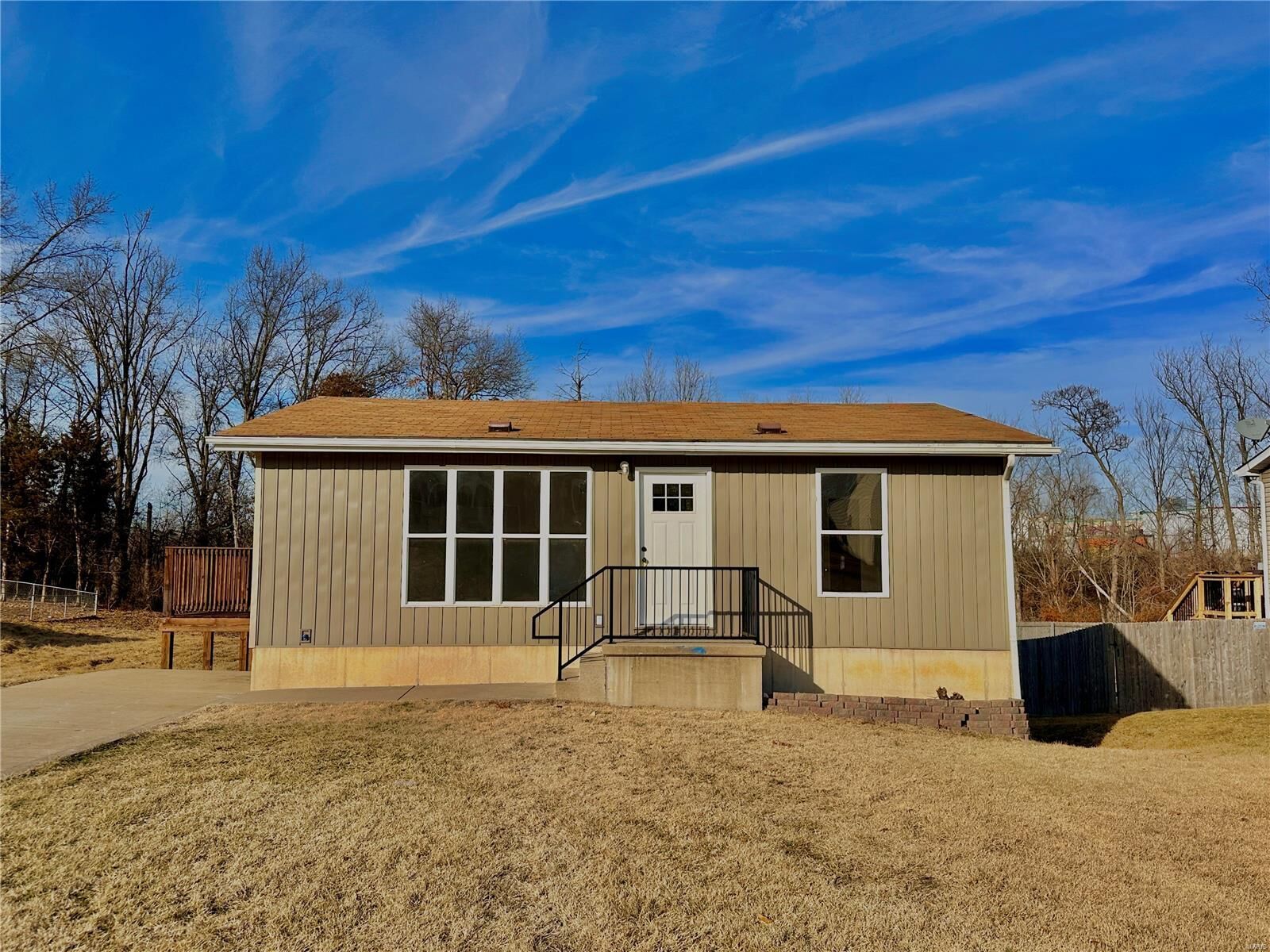 Property Photo:  205 Juni Way  MO 63380 