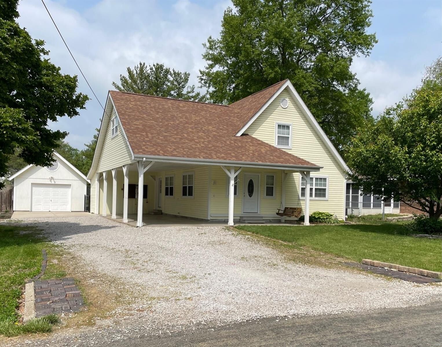 Property Photo:  103 Mark Trail Drive  IL 62034 