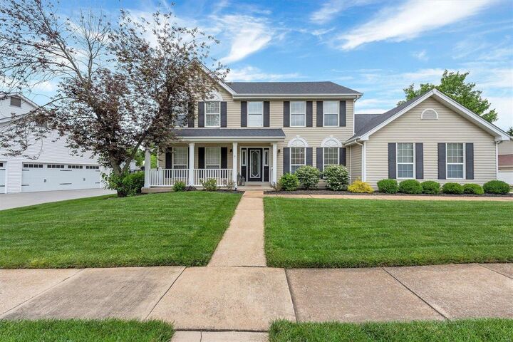 595 Nantucket Pointe Drive  Wildwood MO 63040 photo