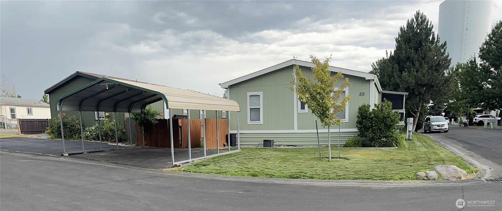 Property Photo:  3211 W Wapato Drive 33  WA 98837 