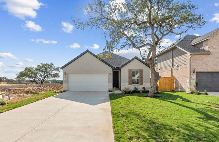 Property Photo: 120 Adlai Avenue TX 78633