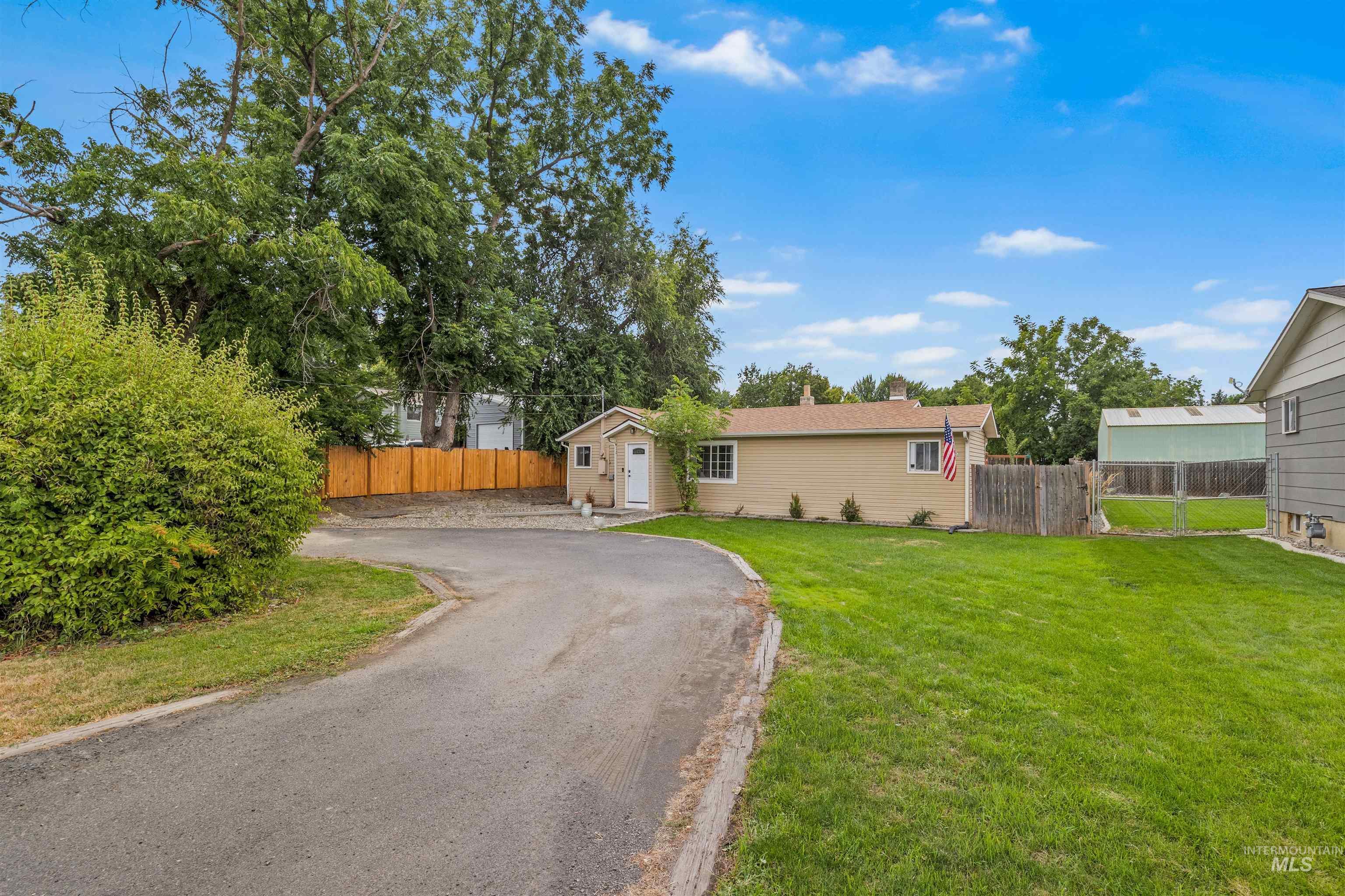 Property Photo: 1412 Grelle Ave ID 83501