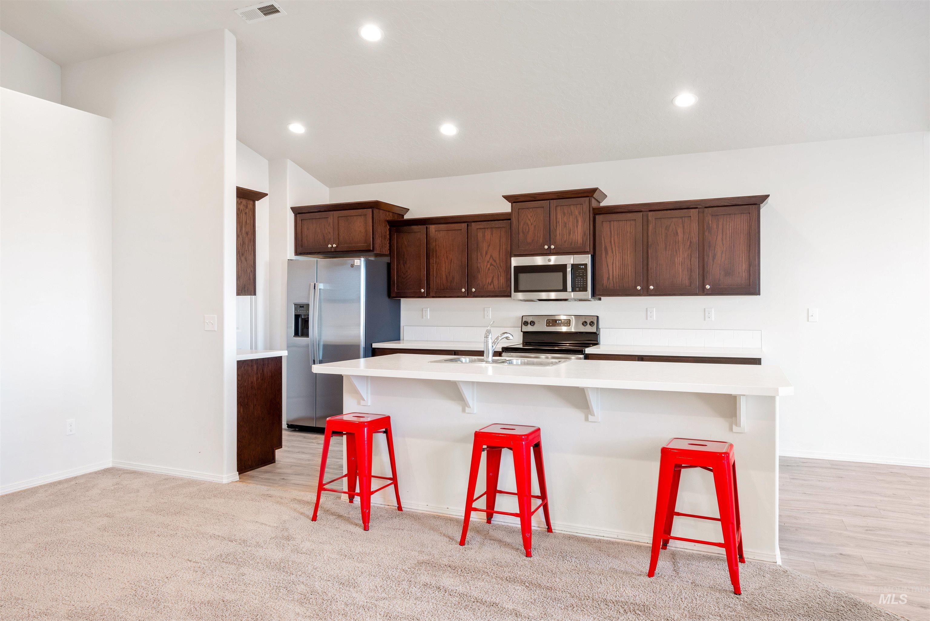 Property Photo: 4605 Great Falls Ave ID 83607