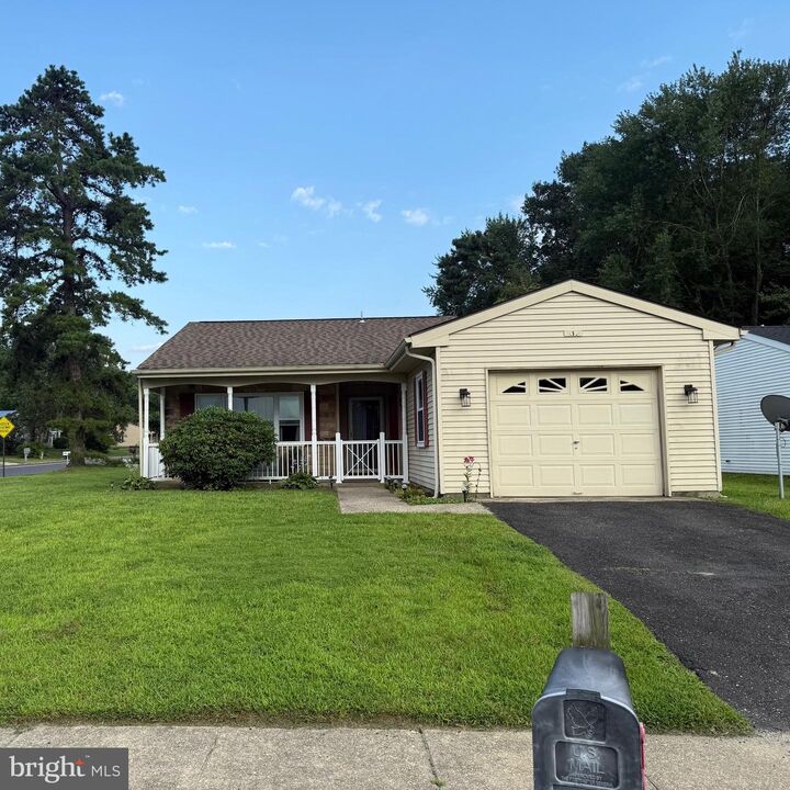 1 Dorchester Drive  Southampton NJ 08088 photo