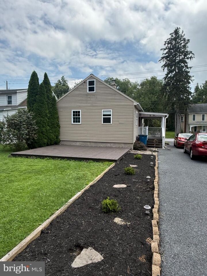Property Photo: 755 Turnpike Road PA 17022