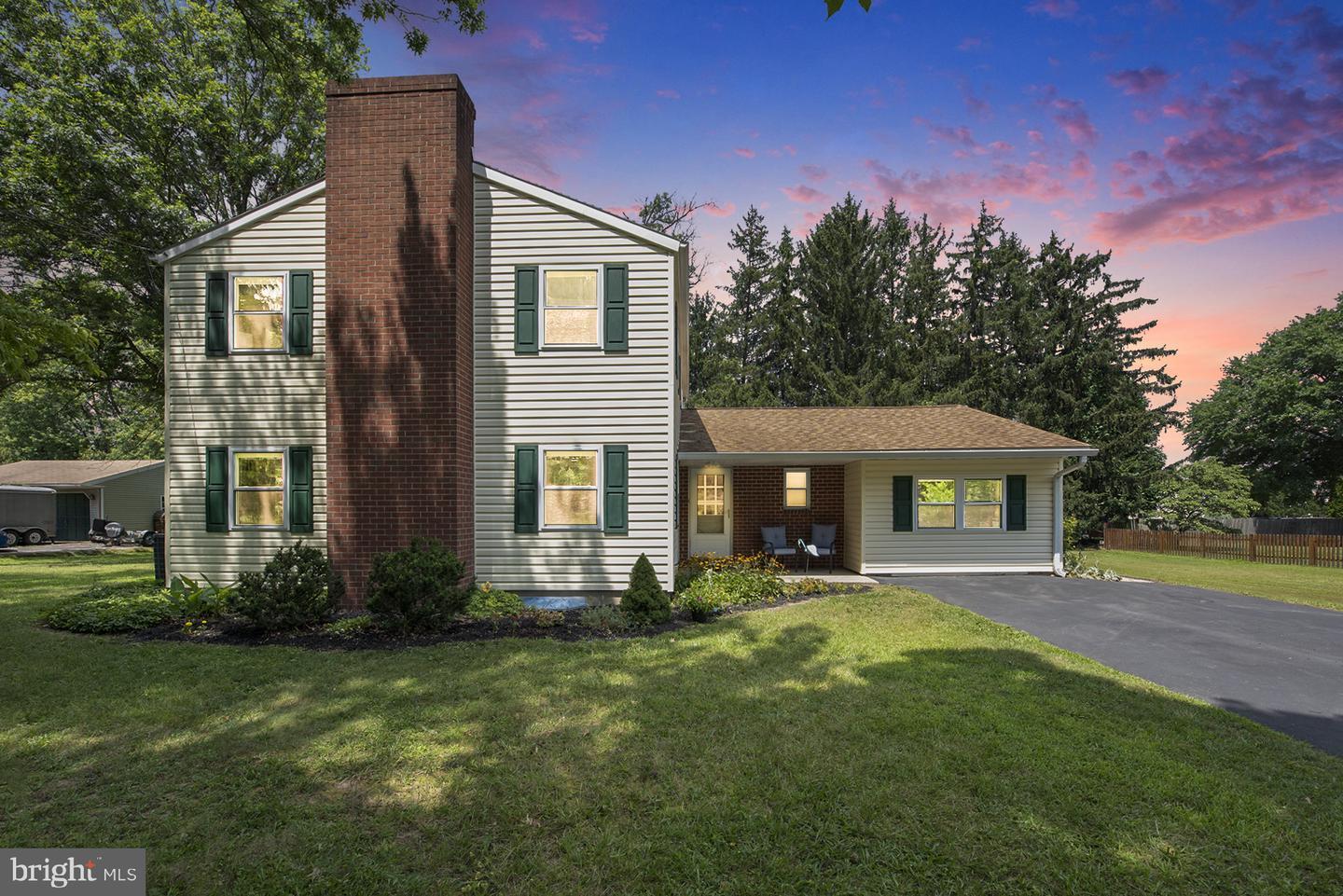 1131 McKelvey Lane  Blue Bell PA 19422 photo