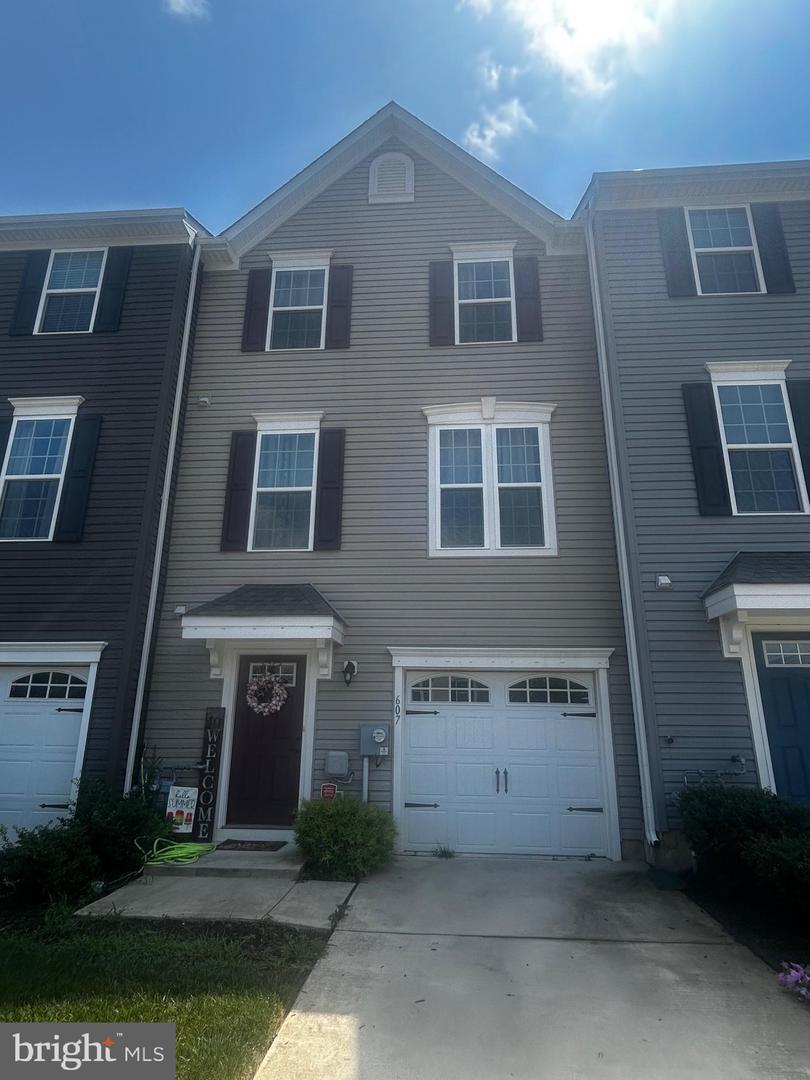 Property Photo: 607 Sammy Street NJ 08085